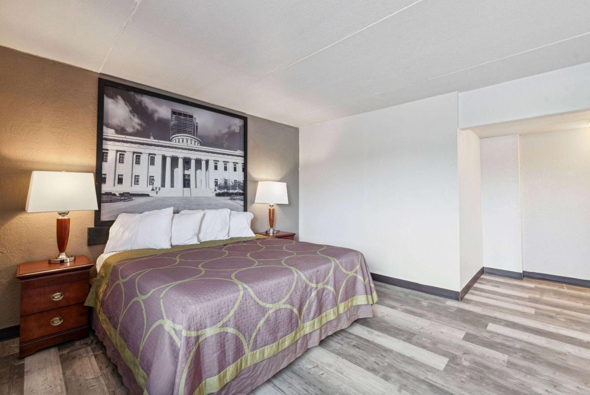 Super 8 By Wyndham Millbury/Toledo Hotel Exterior foto